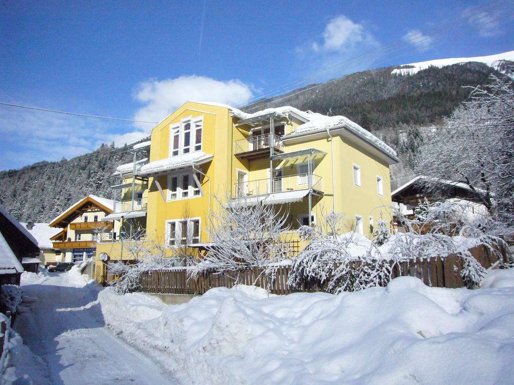 Anita Apartment 5 Флатах Екстериор снимка